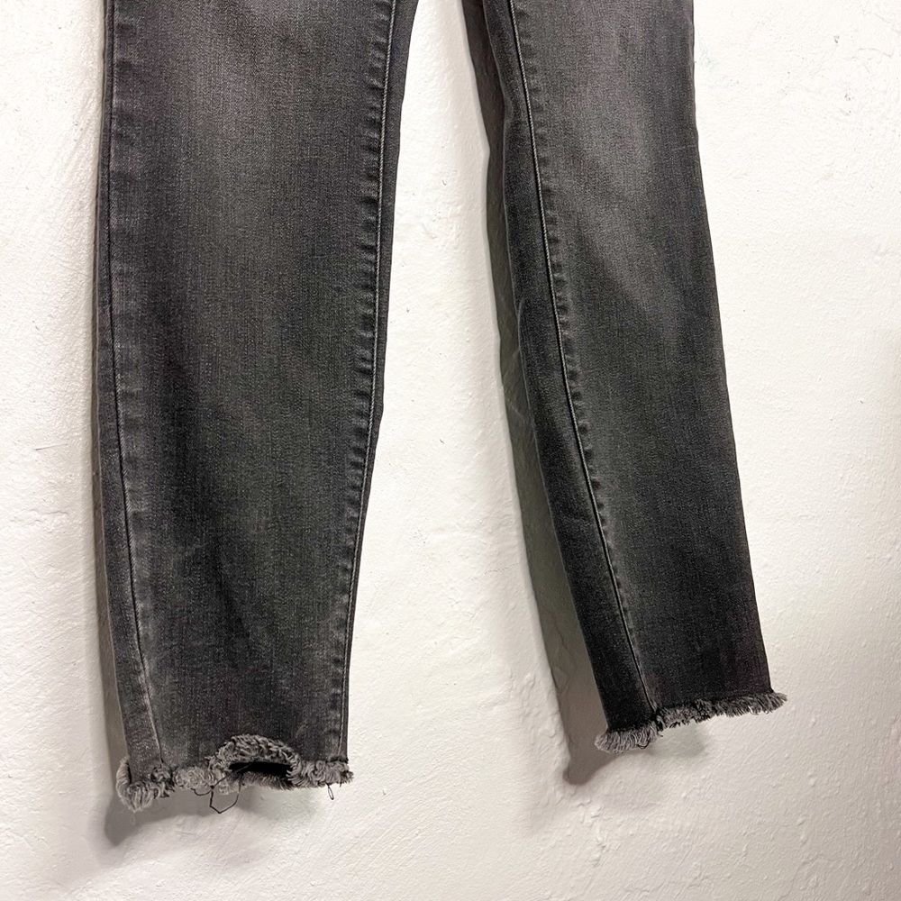 William Rast Black Wash Ankle Skinny Jeans Fringe Bottom Size 26 - Picture 5 of 7
